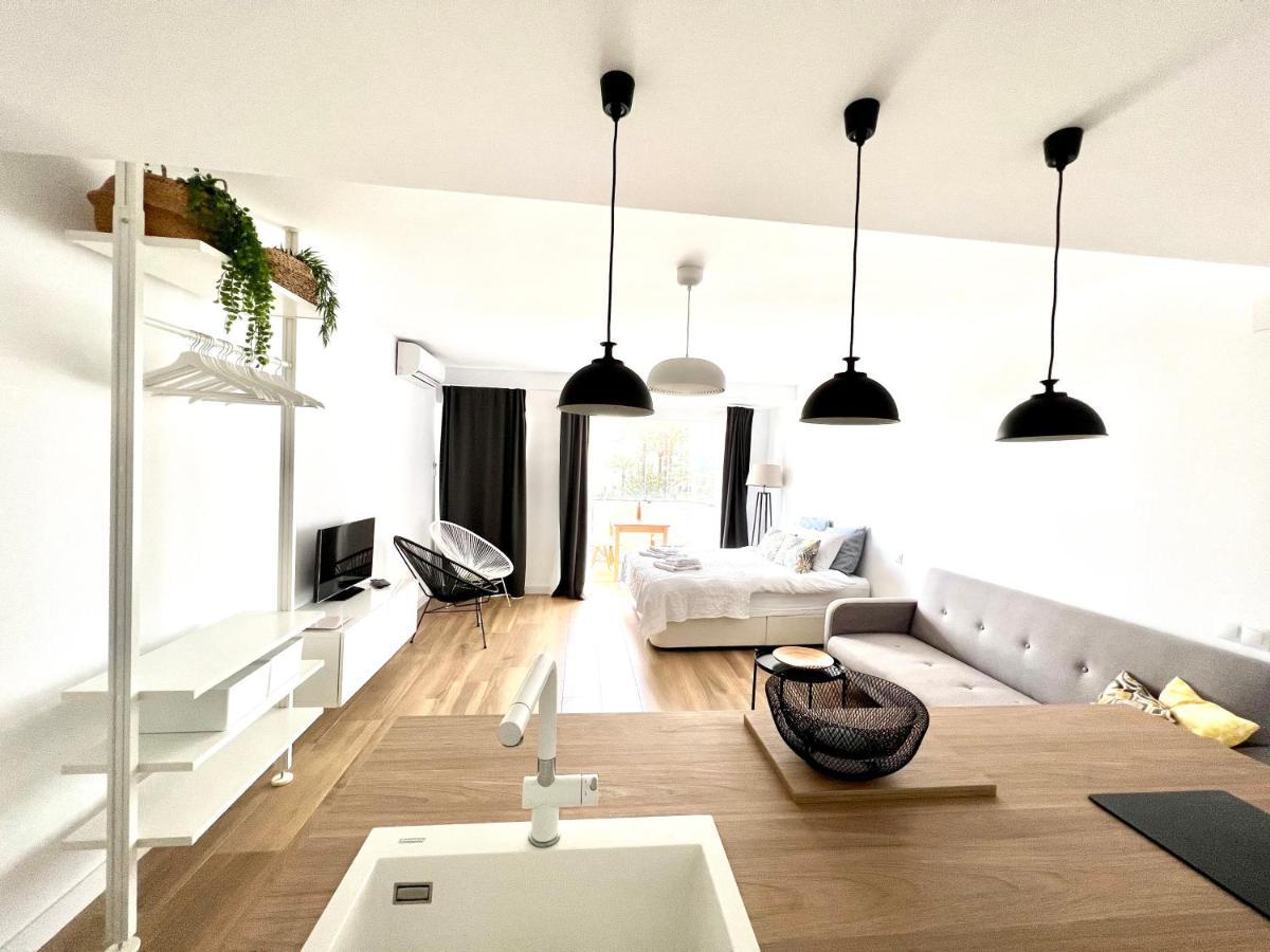 Holiday Studio By Meatina Torremolinos Eksteriør billede